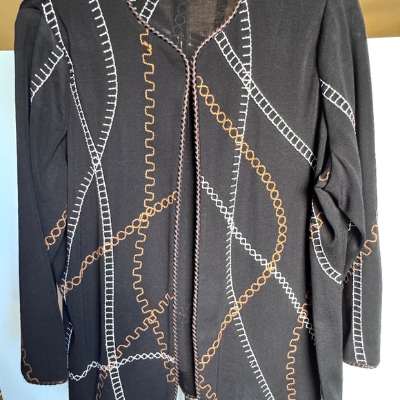 Misook Ladies Embroidered Knit Jacket, Size Medium, EUC - Picture 5 of 7